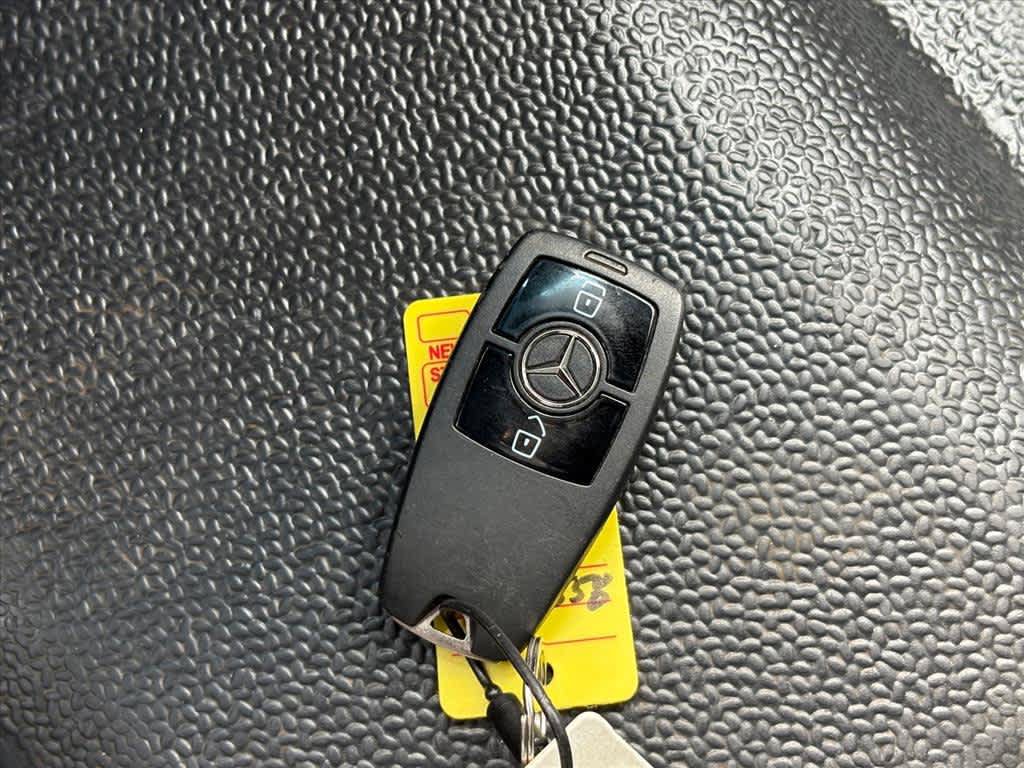 Used 2025 Mercedes-Benz Sprinter 2500 image 17