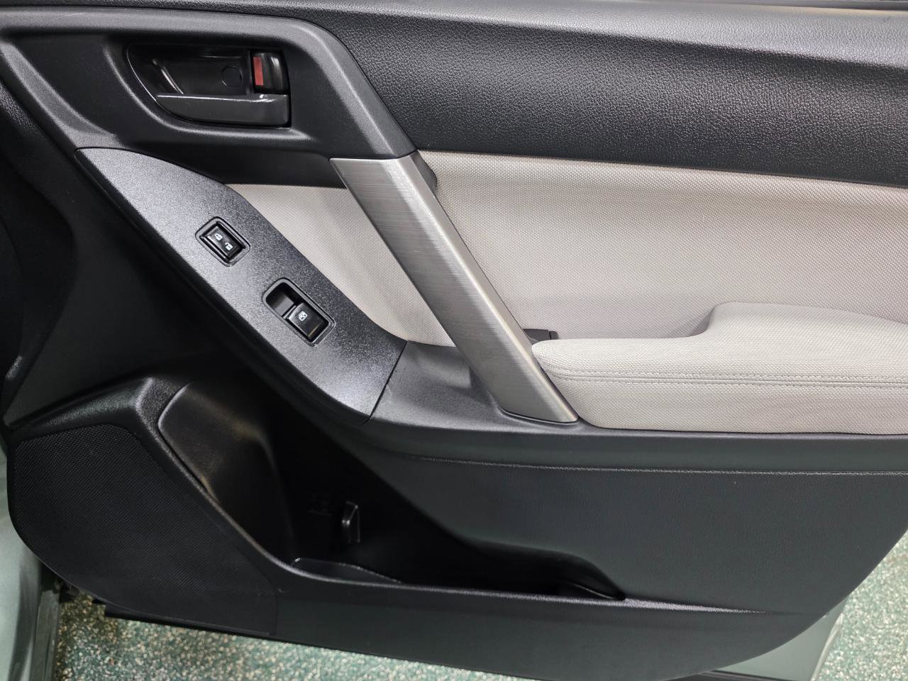 Used 2015 Subaru Forester 2.5i Premium image 26