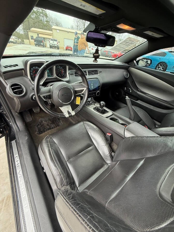 Used 2010 Chevrolet Camaro SS w/ RS Package image 10