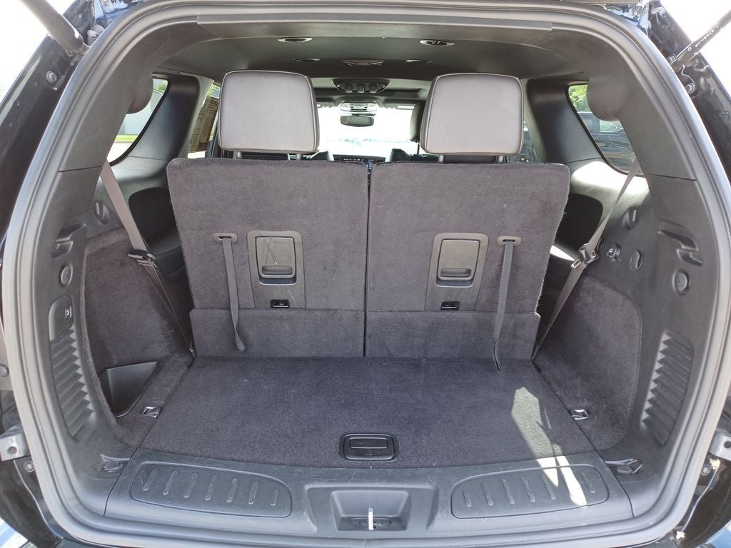 Used 2025 Dodge Durango R/T w/ Blacktop Package AWD/4WD image 36