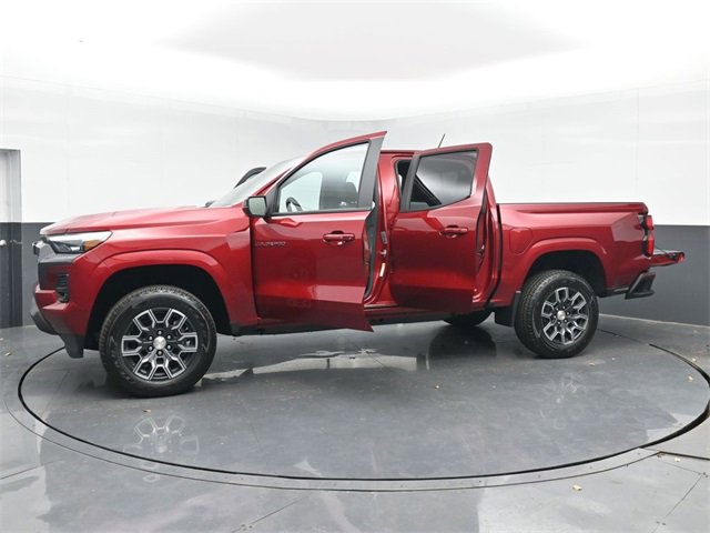 Used 2024 Chevrolet Colorado LT w/ LT Convenience Package III image 46
