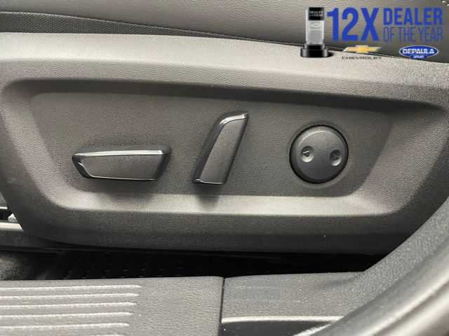 Used 2026 Nissan Rogue Platinum w/ Platinum Premium Package AWD/4WD image 10