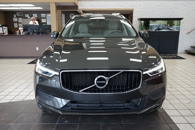 Used 2019 Volvo XC60 T5 Momentum w/ Multimedia Package image 21