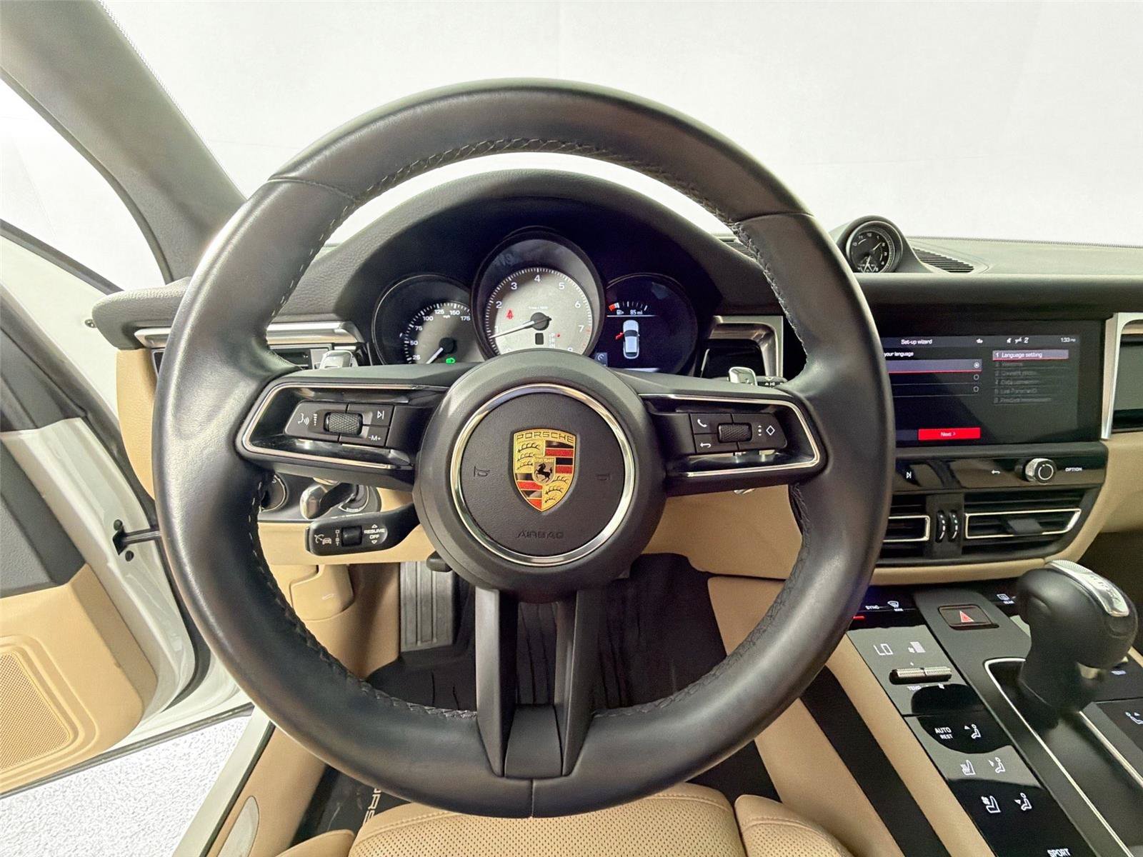 Certified 2023 Porsche Macan S AWD/4WD image 20