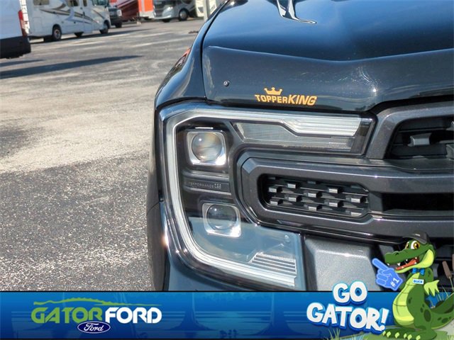 Used 2024 Ford Ranger Lariat w/ Trailer Tow Package image 10