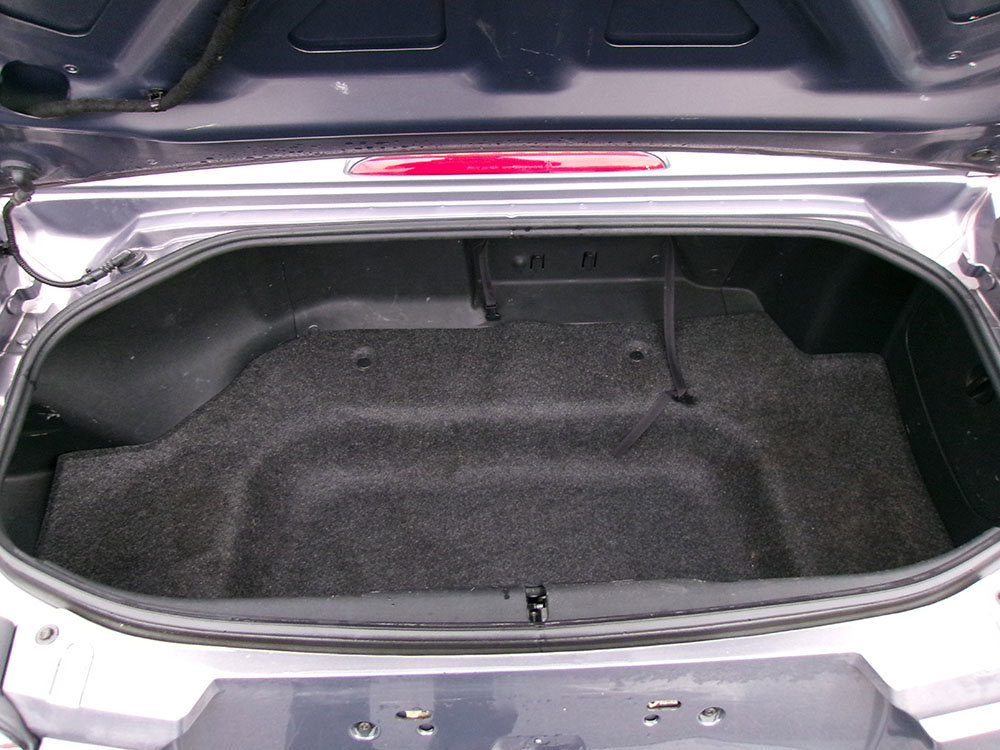 Used 2006 MAZDA MX-5 Miata Sport image 12