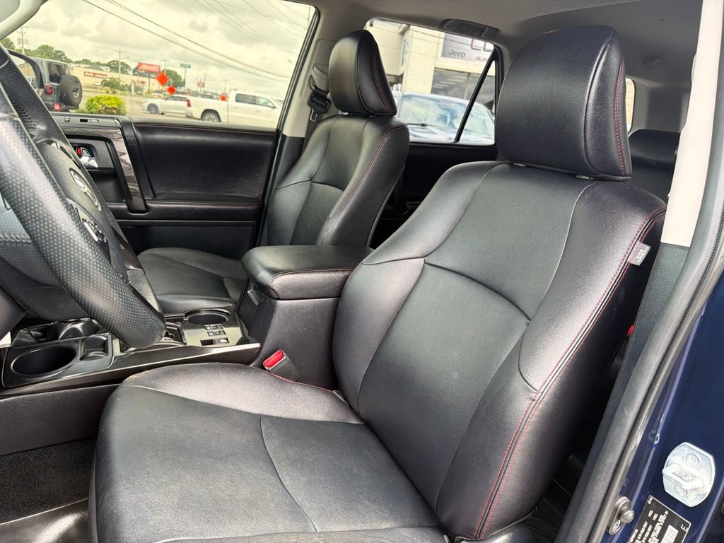 Used 2016 Toyota 4Runner Trail Premium AWD/4WD image 29