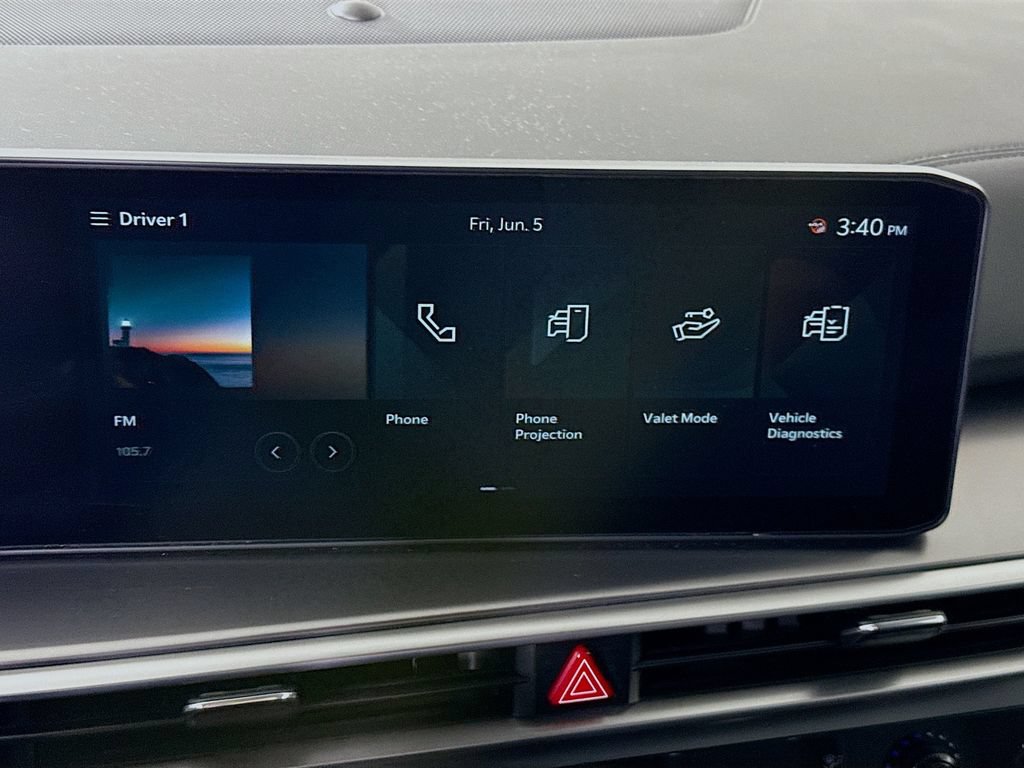 Certified 2025 Kia Sorento LX FWD image 7