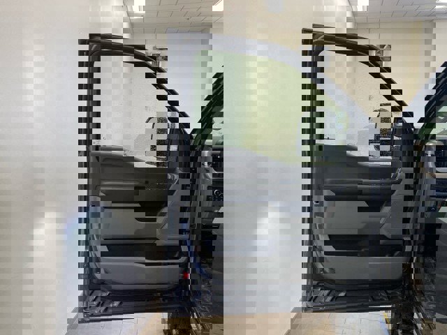 New 2026 Ford F550 4x4 Supercab Super Duty w/ XLT Value Package image 13