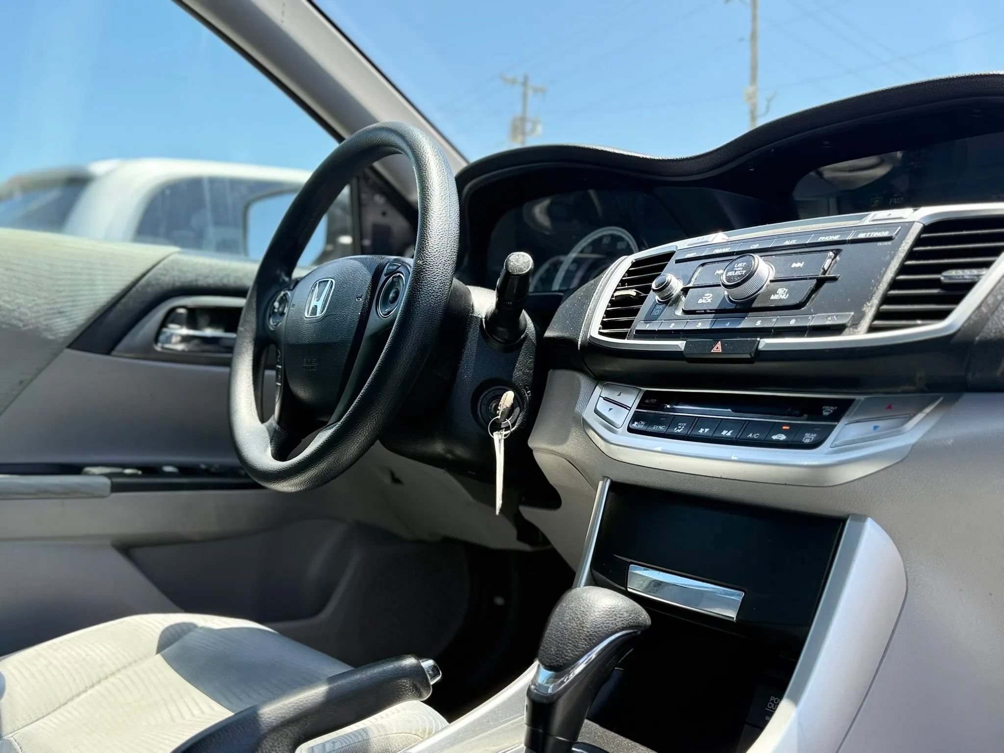 Used 2015 Honda Accord LX image 38