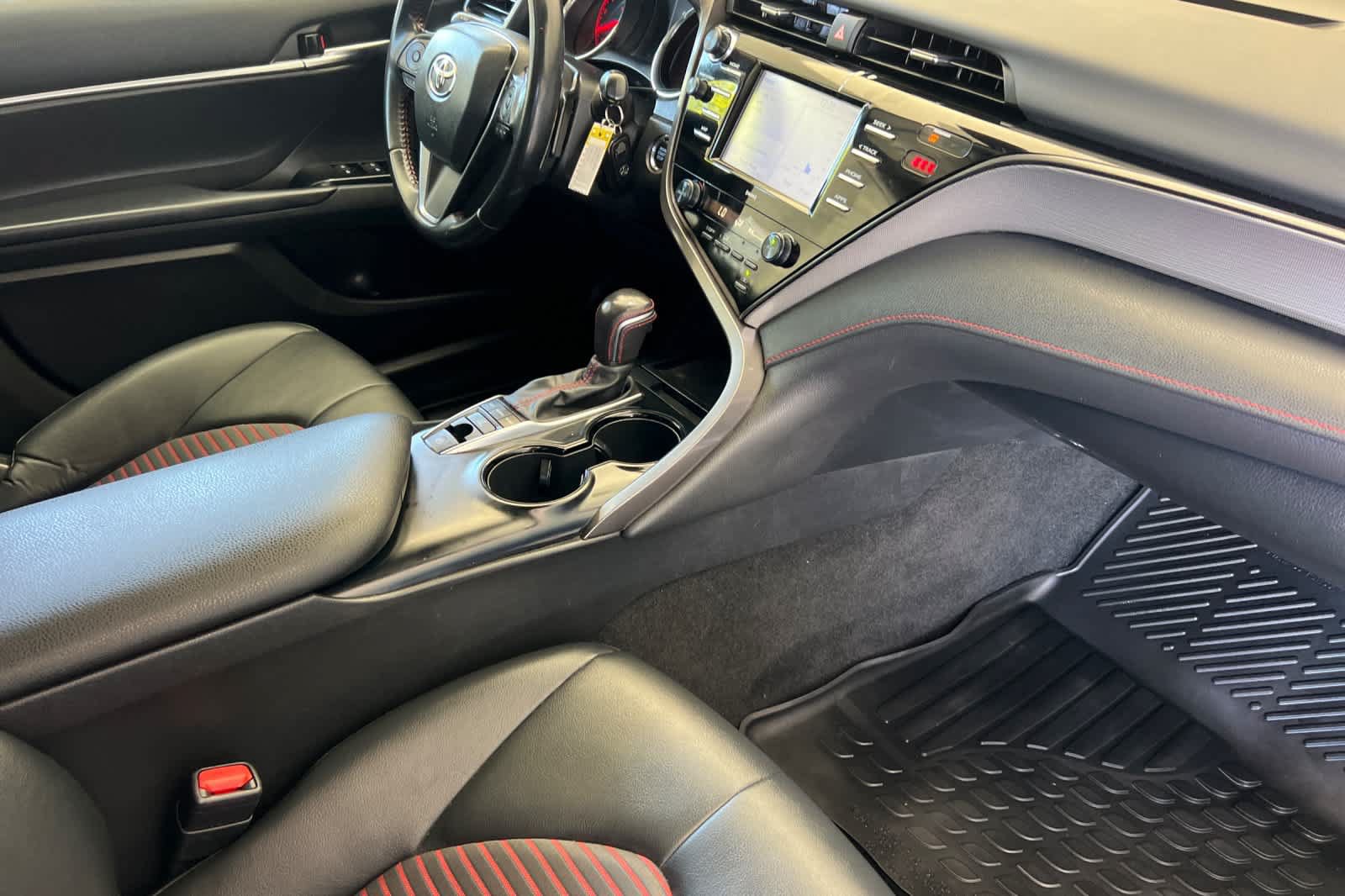 Used 2020 Toyota Camry TRD FWD image 15