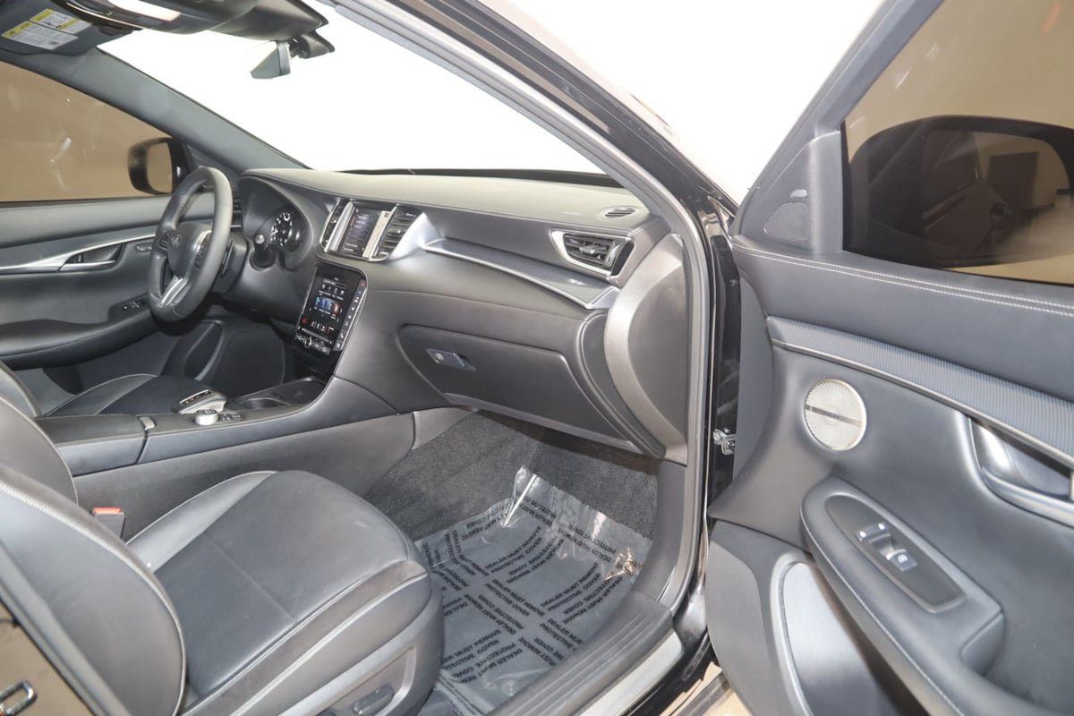 Used 2023 INFINITI QX50 Sport AWD/4WD image 42
