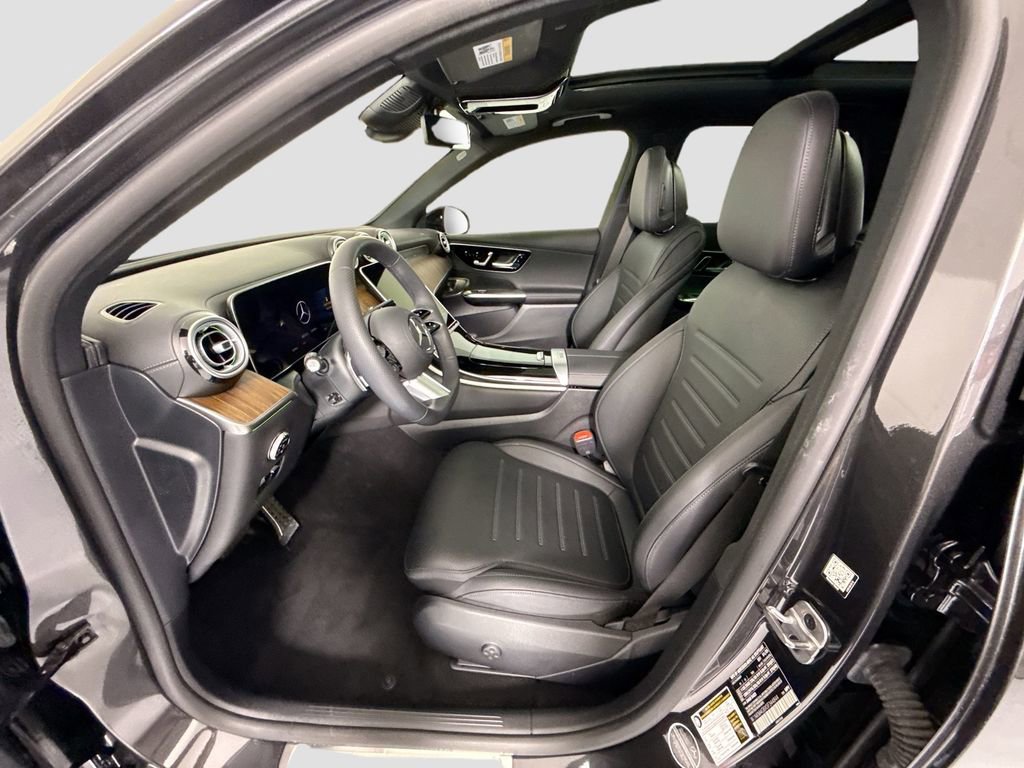 Certified 2025 Mercedes-Benz GLC 300 image 20