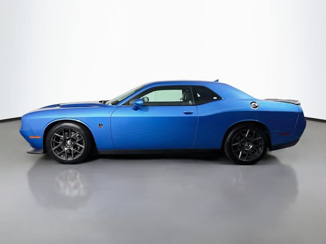 Used 2016 Dodge Challenger R/T Scat Pack w/ Leather Interior Group RWD image 4