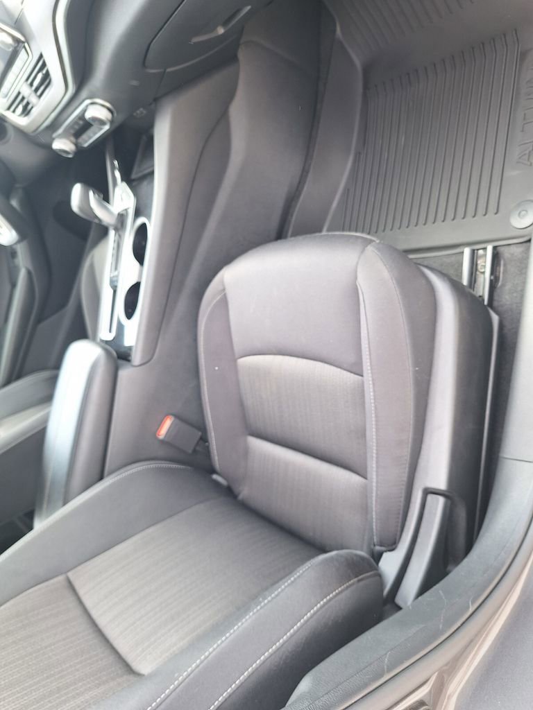 Used 2024 Nissan Altima 2.5 SV FWD image 28
