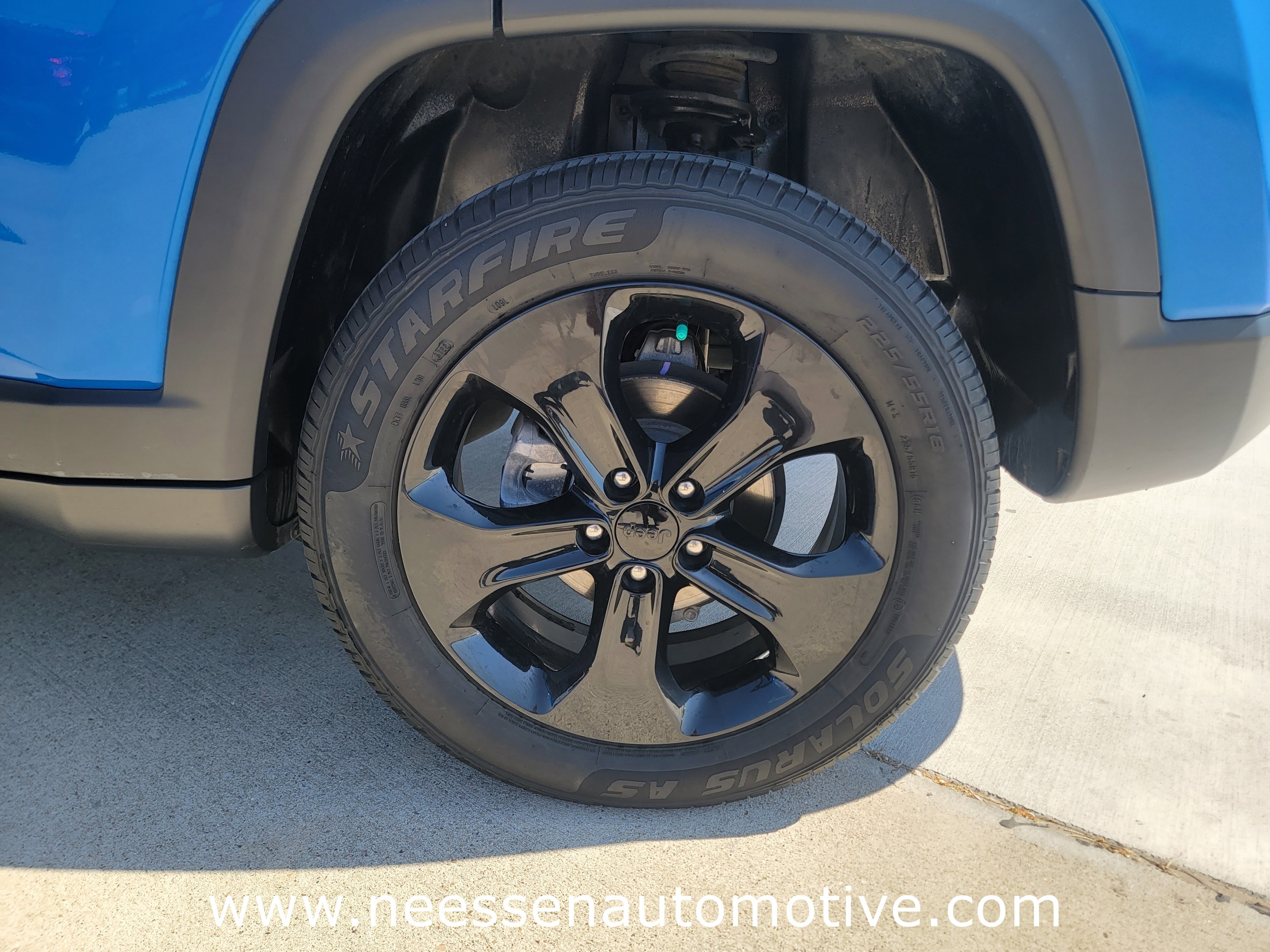 Used 2021 Jeep Compass Latitude image 30