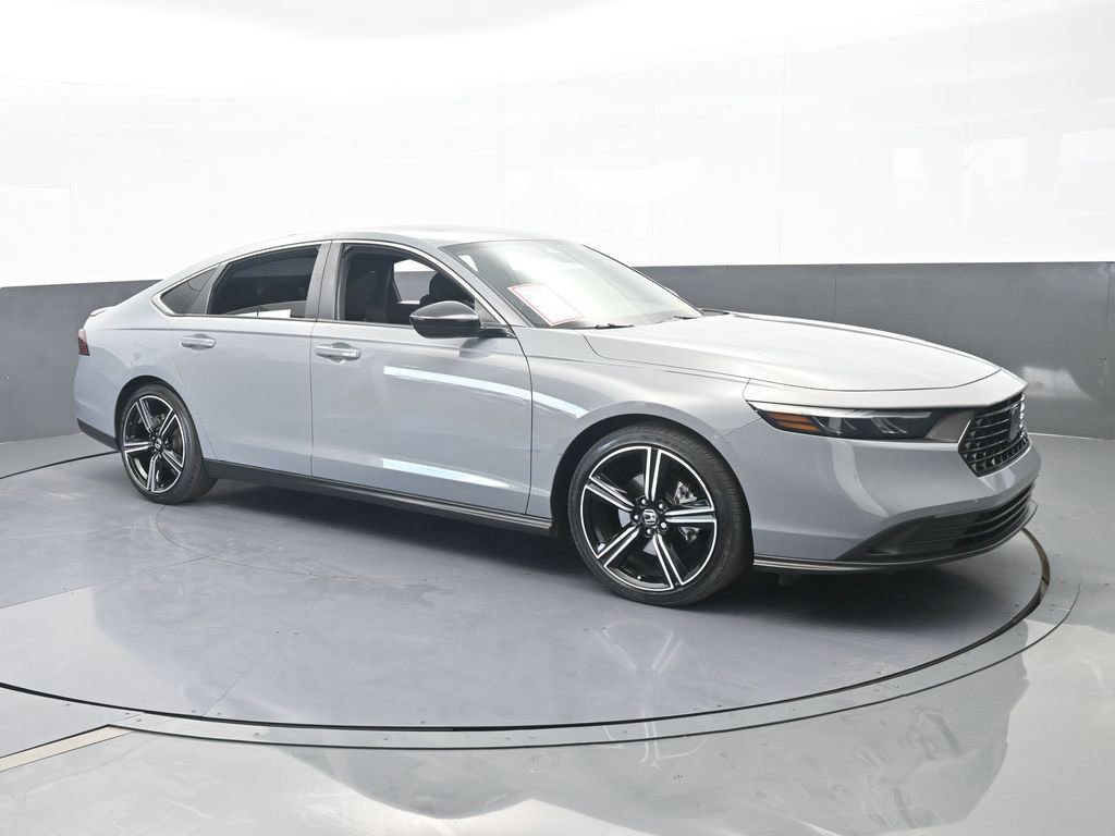 Used 2024 Honda Accord Sport image 8