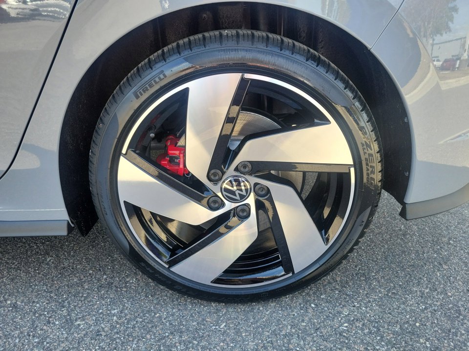 New 2026 Volkswagen Golf S image 27