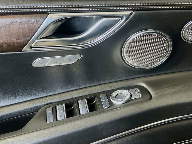 Used 2021 Genesis GV80 2.5T w/ Prestige Package 04 image 12