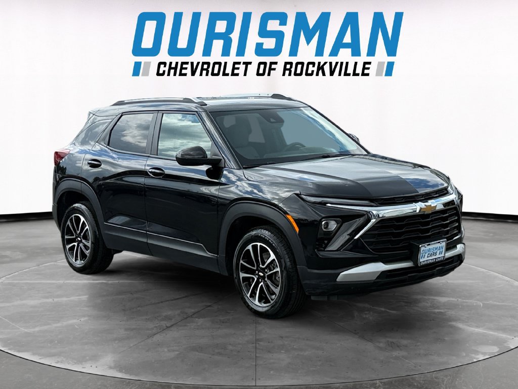 Used 2025 Chevrolet TrailBlazer LT AWD/4WD image 1