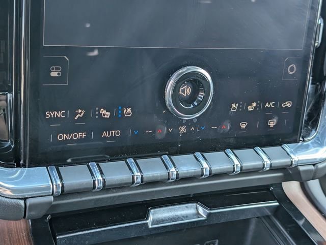 Certified 2025 GMC Yukon Denali AWD/4WD image 15