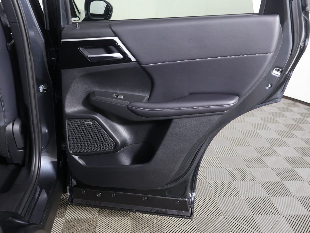 New 2026 Mitsubishi Outlander LE FWD image 27