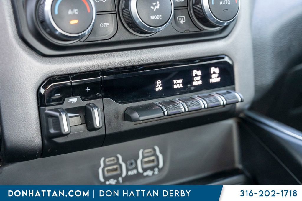 Used 2022 RAM 1500 Laramie w/ Sport Appearance Package image 12