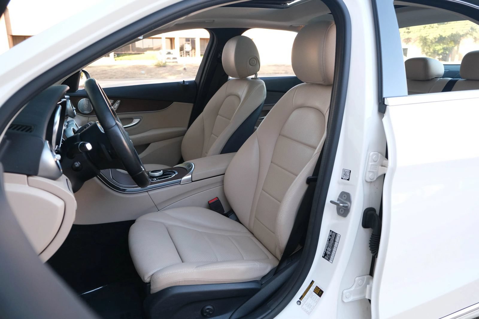 Used 2021 Mercedes-Benz C 300 4MATIC Sedan w/ Premium Package image 21