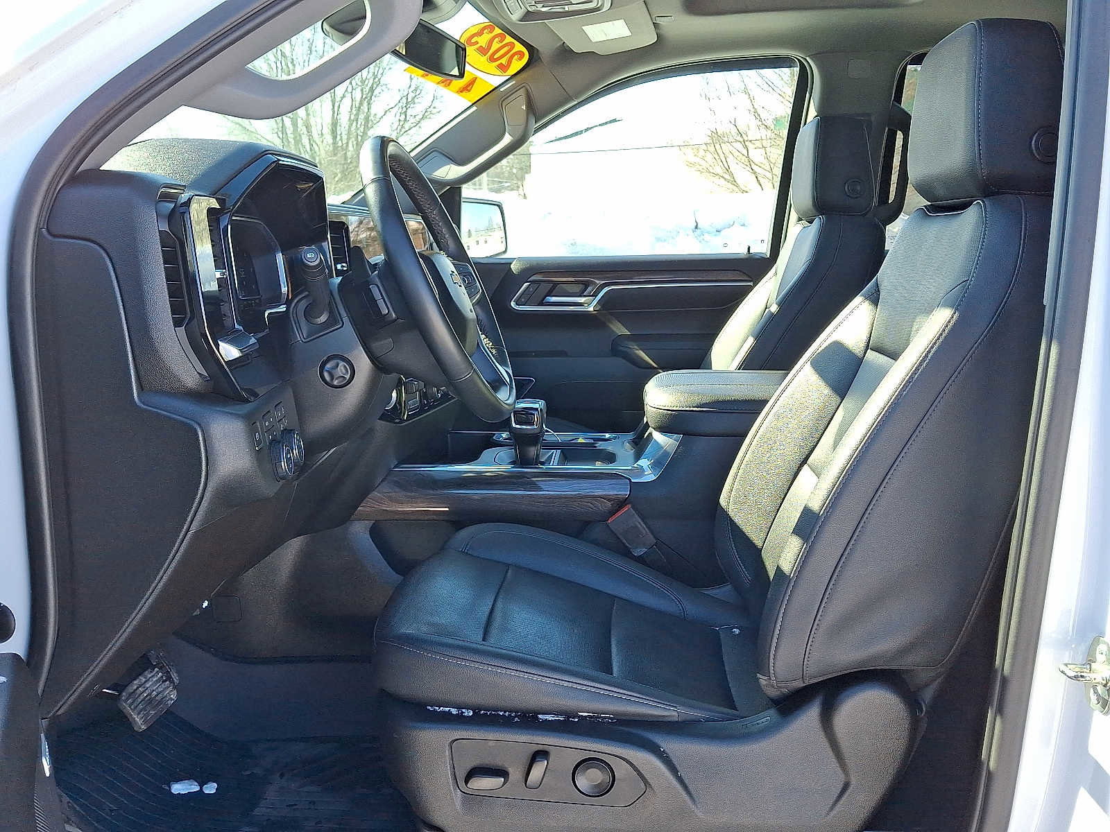 Certified 2023 Chevrolet Silverado 1500 LTZ w/ LTZ Premium Package image 14