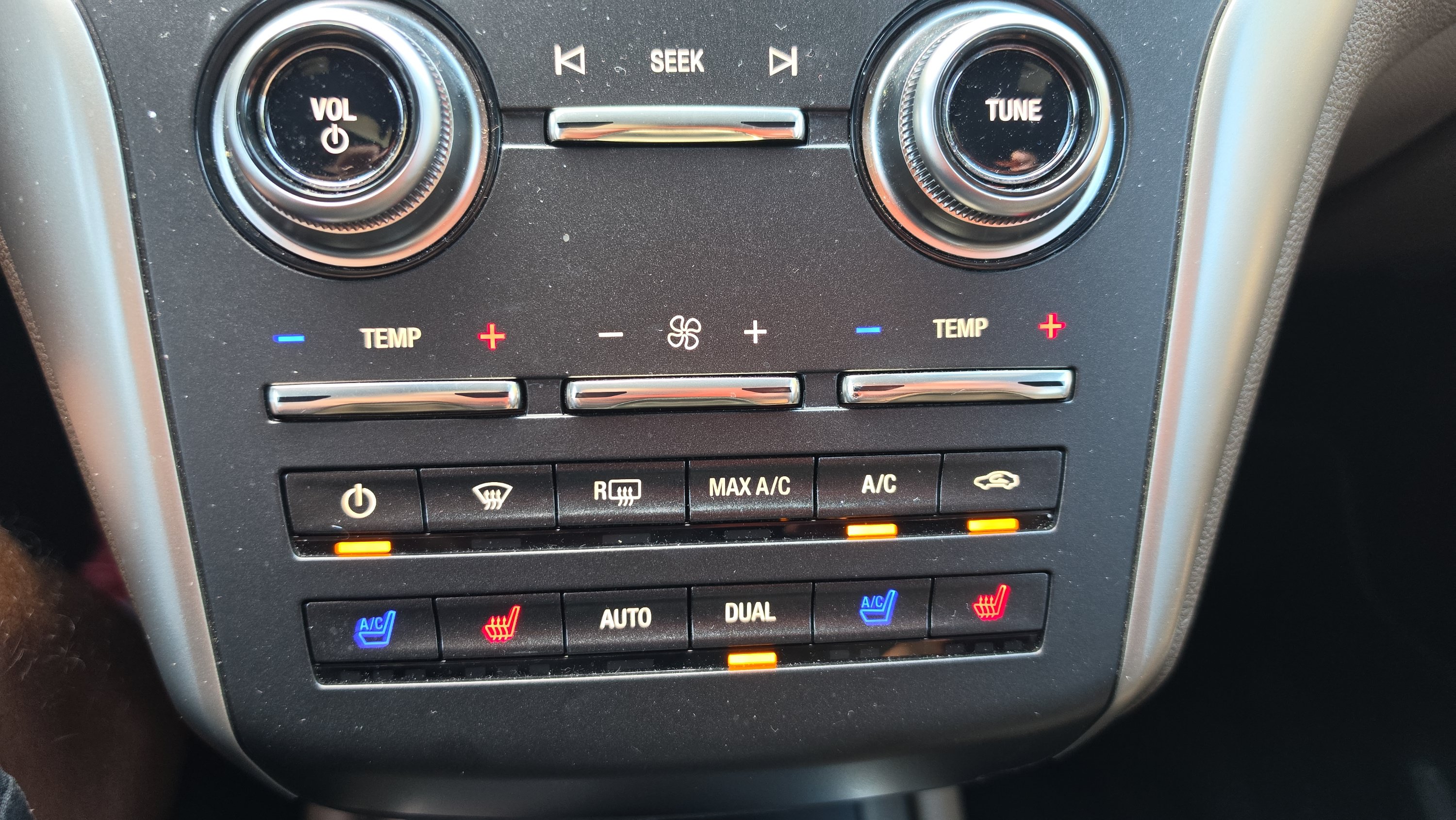 Used 2015 Lincoln MKC FWD w/ Equipment Group 102A Reserve image 18