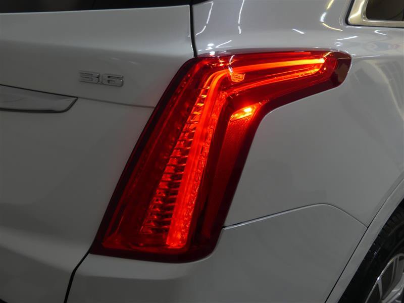 Used 2017 Cadillac XT5 Luxury AWD/4WD image 15