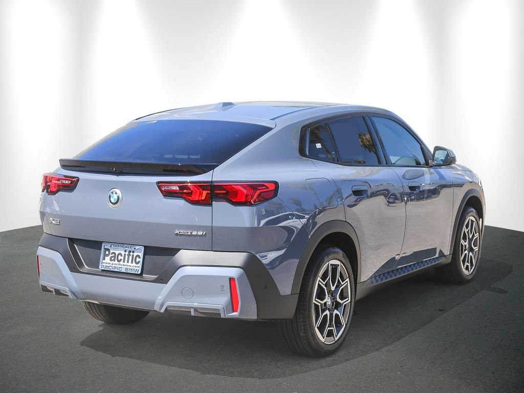 Used 2026 BMW X2 xDrive28i w/ Technology Package AWD/4WD image 6