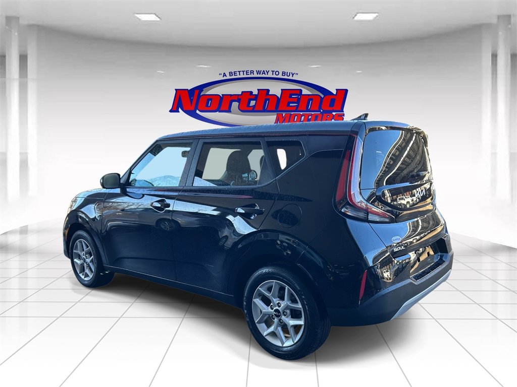 Used 2025 Kia Soul LX w/ LX Technology Package image 5