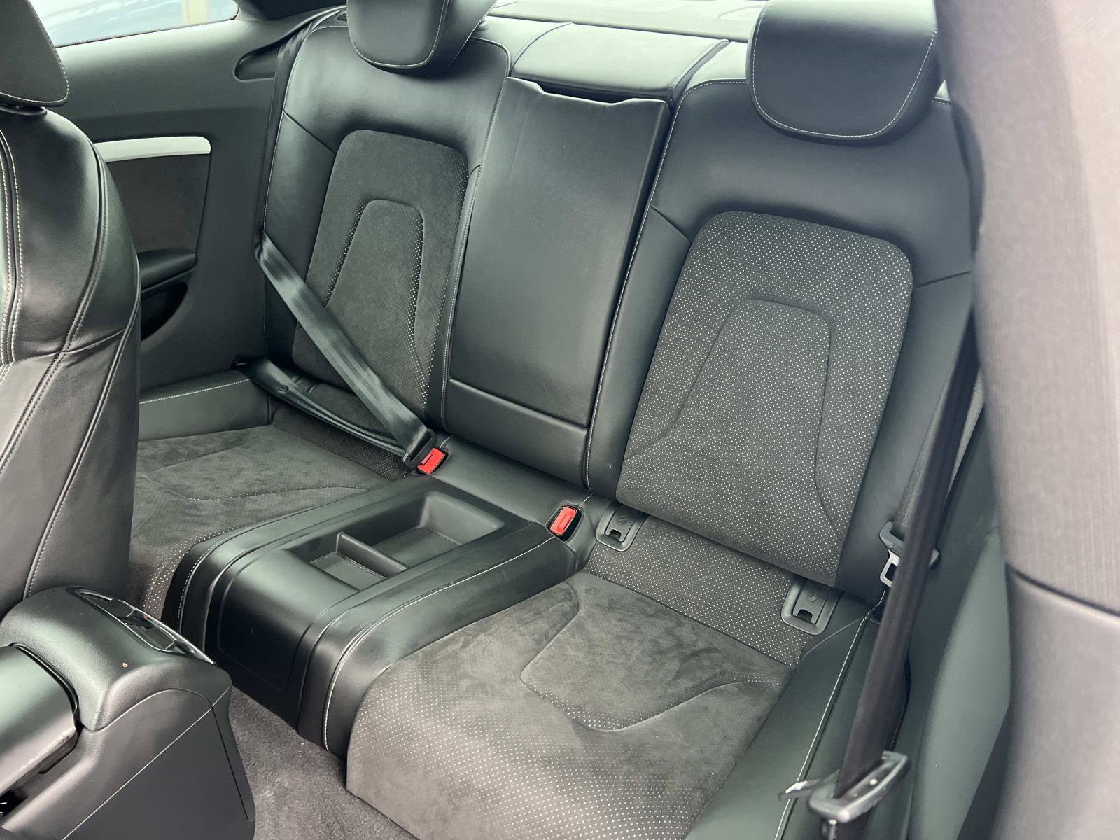 Used 2011 Audi A5 2.0T Prestige image 19