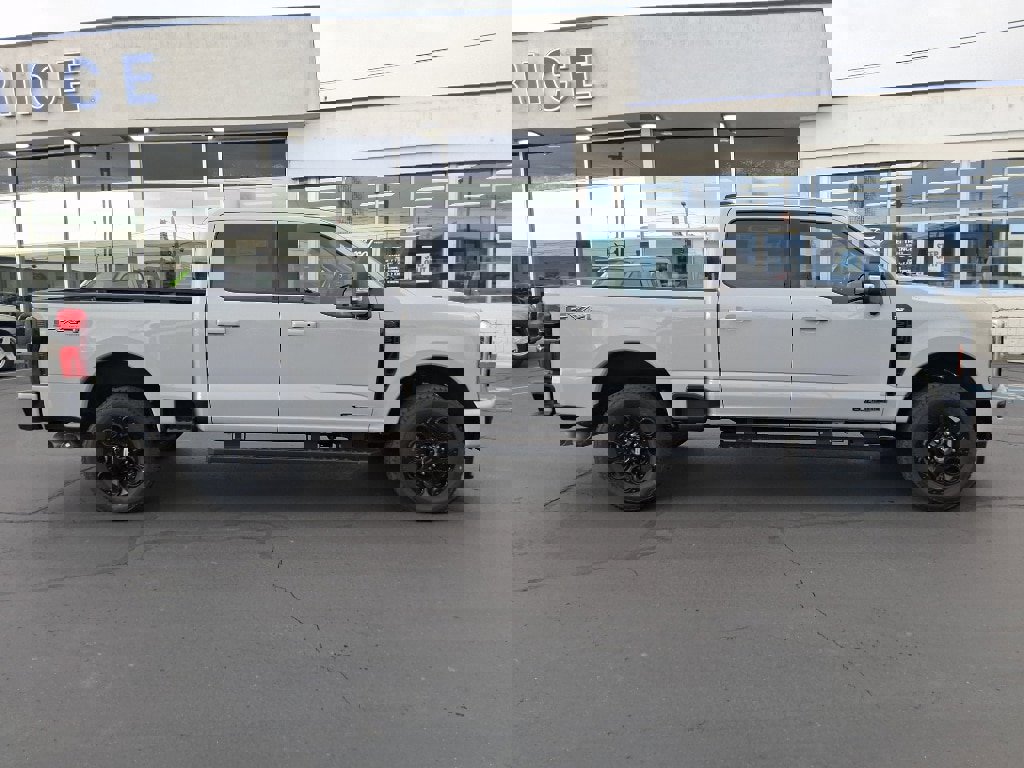 New 2026 Ford F250 XLT w/ XLT Premium Package image 2