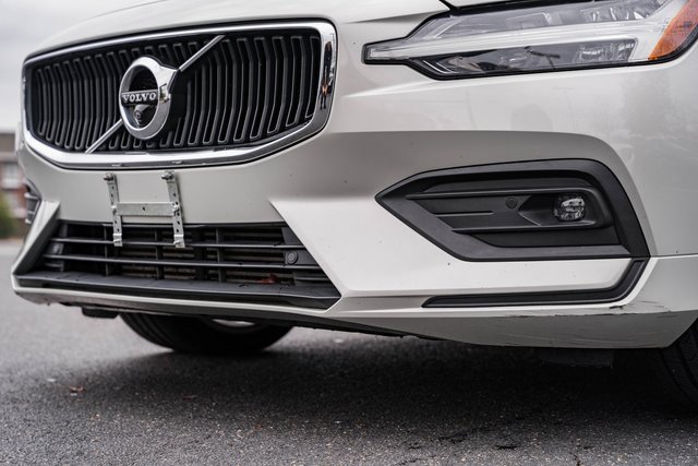 Used 2021 Volvo S60 T5 Momentum w/ Protection Package Premier image 16