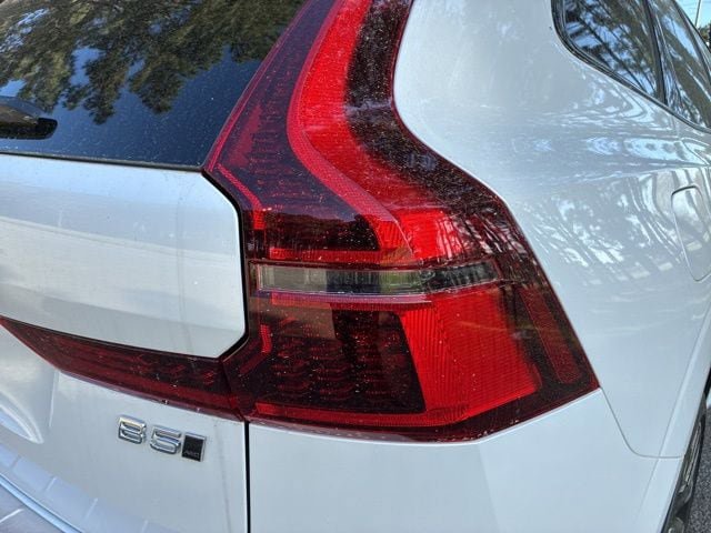 New 2026 Volvo XC60 B5 Ultra w/ Protection Package Premier AWD/4WD image 15