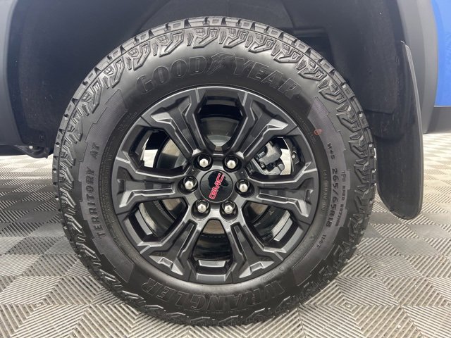 Used 2025 GMC Canyon Elevation w/ Convenience Package image 11