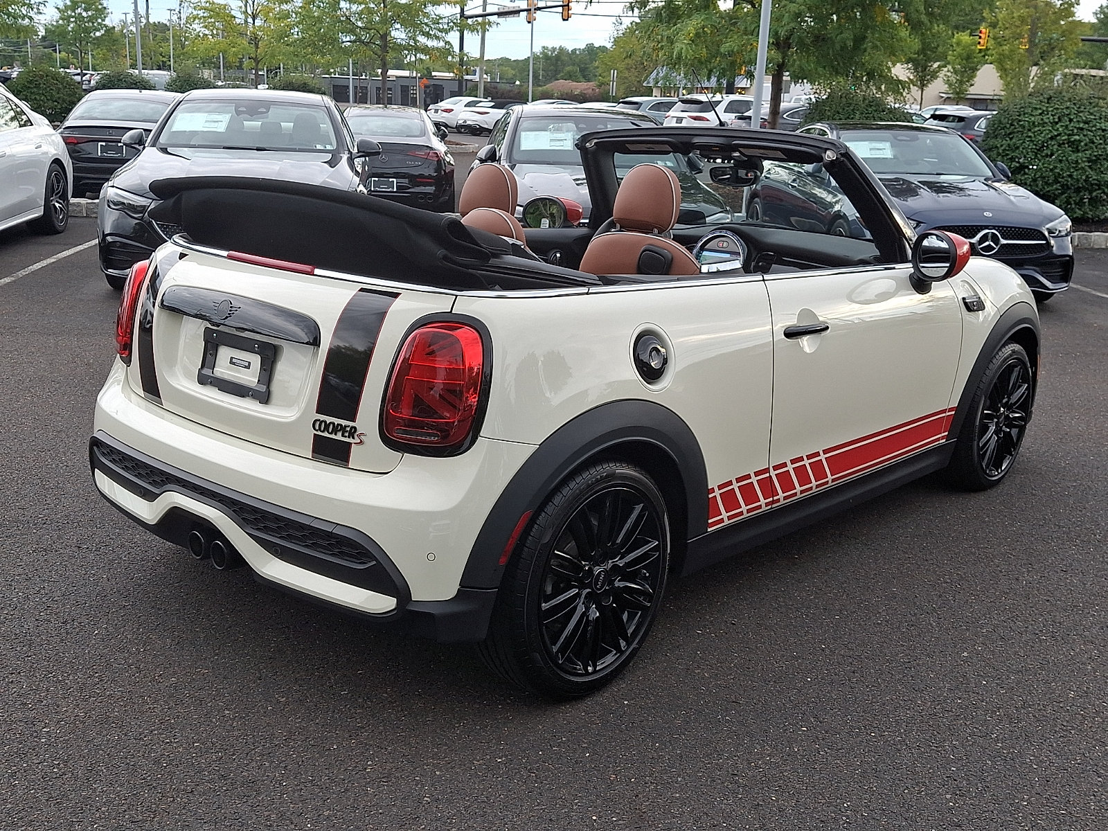 Used 2022 MINI Cooper S FWD image 6