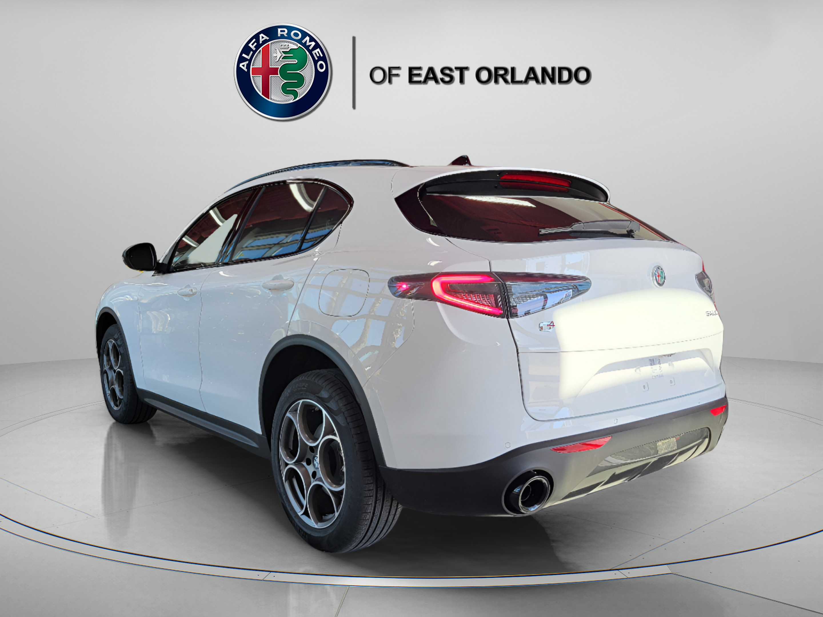 New 2025 Alfa Romeo Stelvio Sprint AWD/4WD image 6