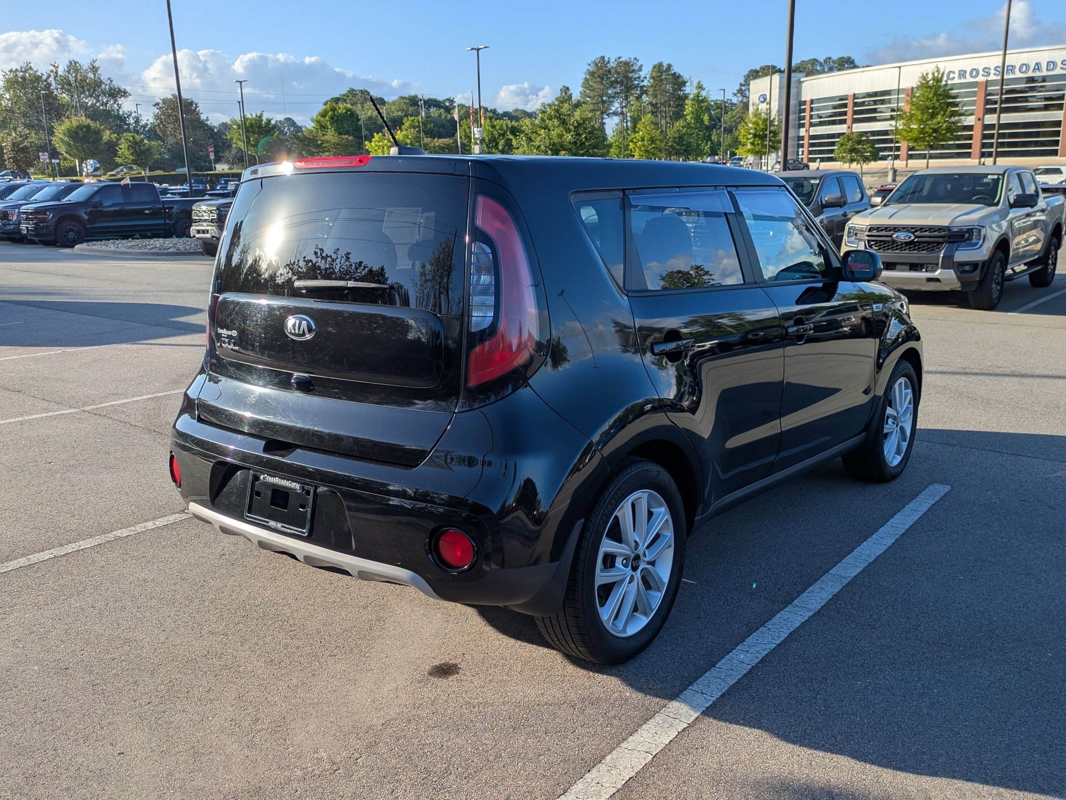 Used 2019 Kia Soul + w/ Audio Package FWD image 4