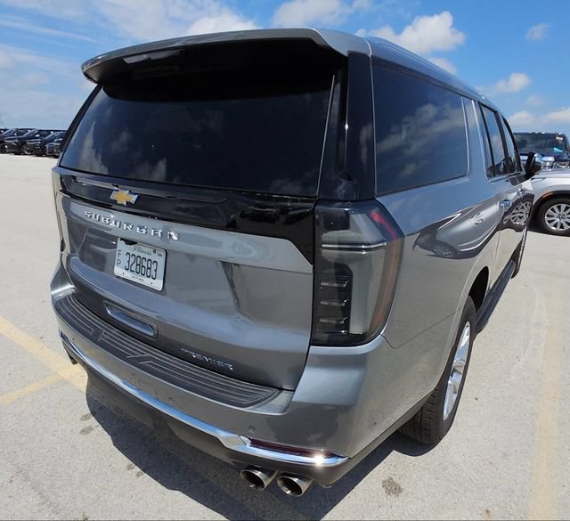 Used 2026 Chevrolet Suburban Premier AWD/4WD image 13