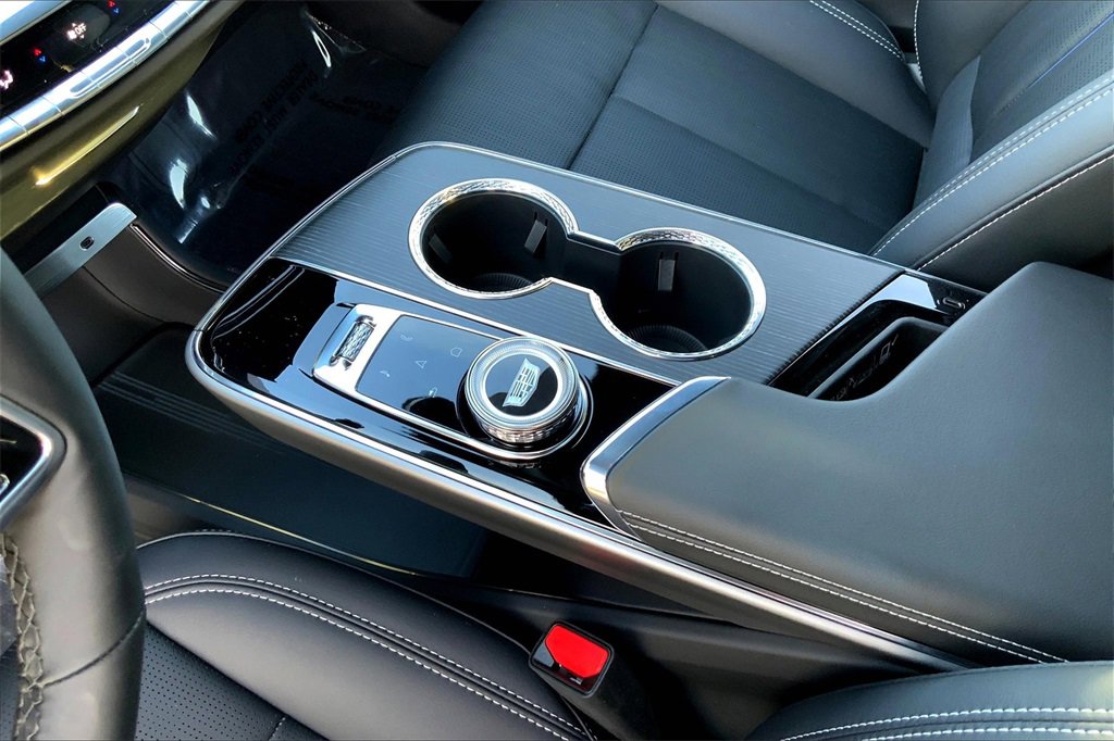 New 2025 Cadillac Lyriq Sport image 10