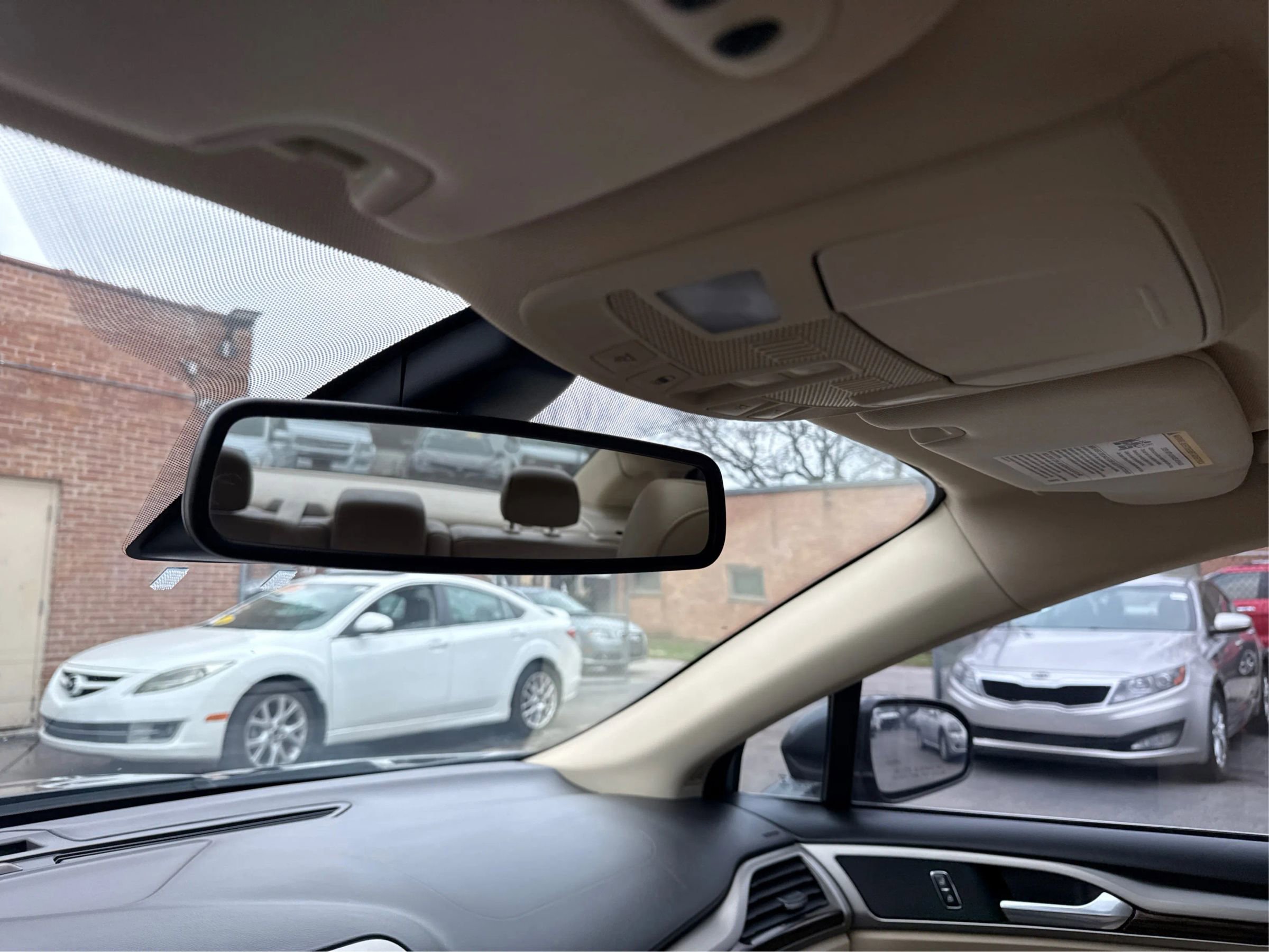 Used 2015 Ford Fusion SE w/ Equipment Group 202A image 18