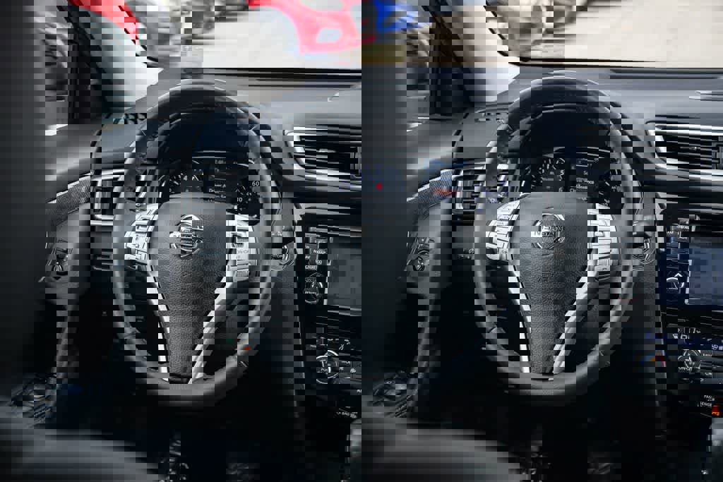 Used 2016 Nissan Rogue SL w/ SL Premium Package image 12