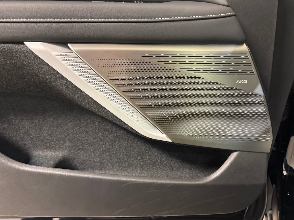 New 2026 Cadillac Optiq Sport 1 image 24