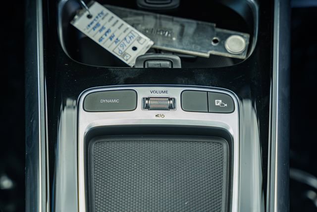 Certified 2024 Mercedes-Benz GLA 250 4MATIC image 27