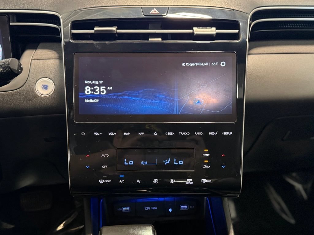 Used 2023 Hyundai Santa Cruz Limited AWD/4WD image 13