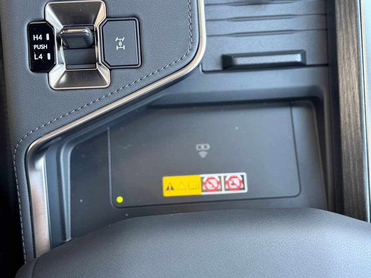 Used 2024 Lexus GX 550 w/ Accessory Package (Z1) image 24