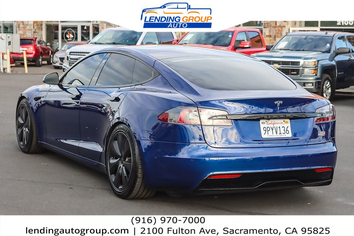 Used 2021 Tesla Model S Plaid image 2